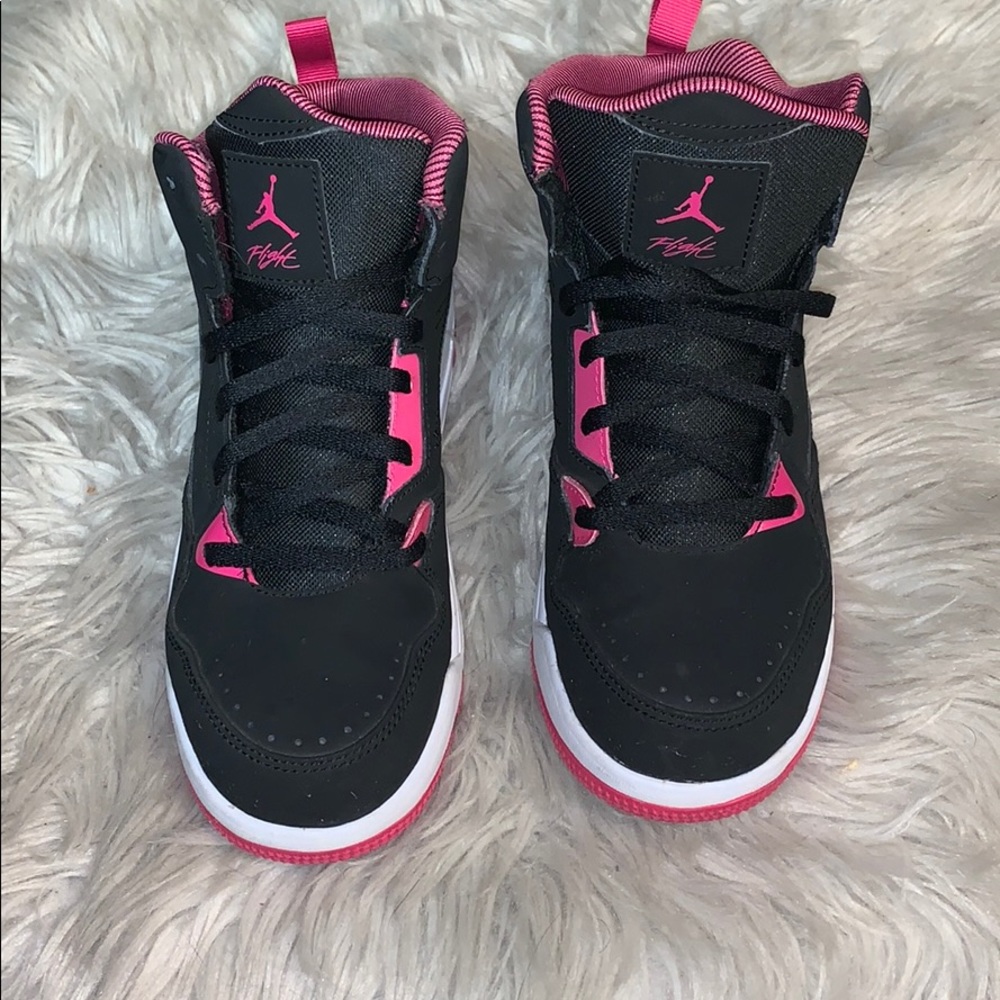 Jordan “FLIGHT” Sc-3 Black and Pink Sneaker